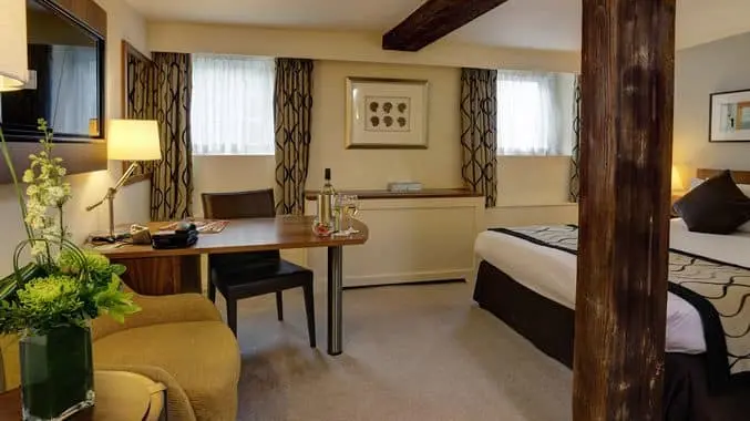 HL_deluxedeskandbed